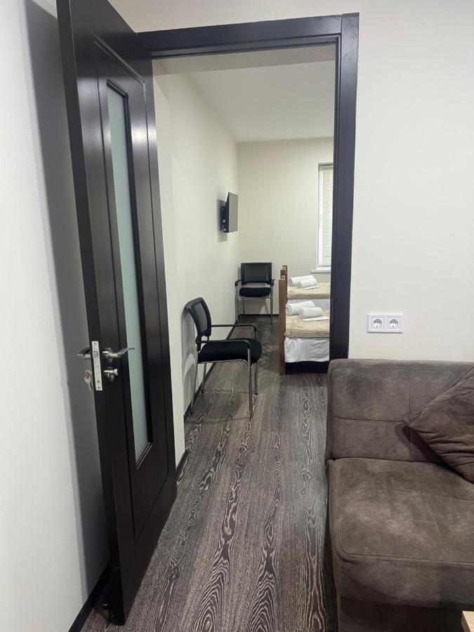 Monika Apartment Тбилиси Екстериор снимка