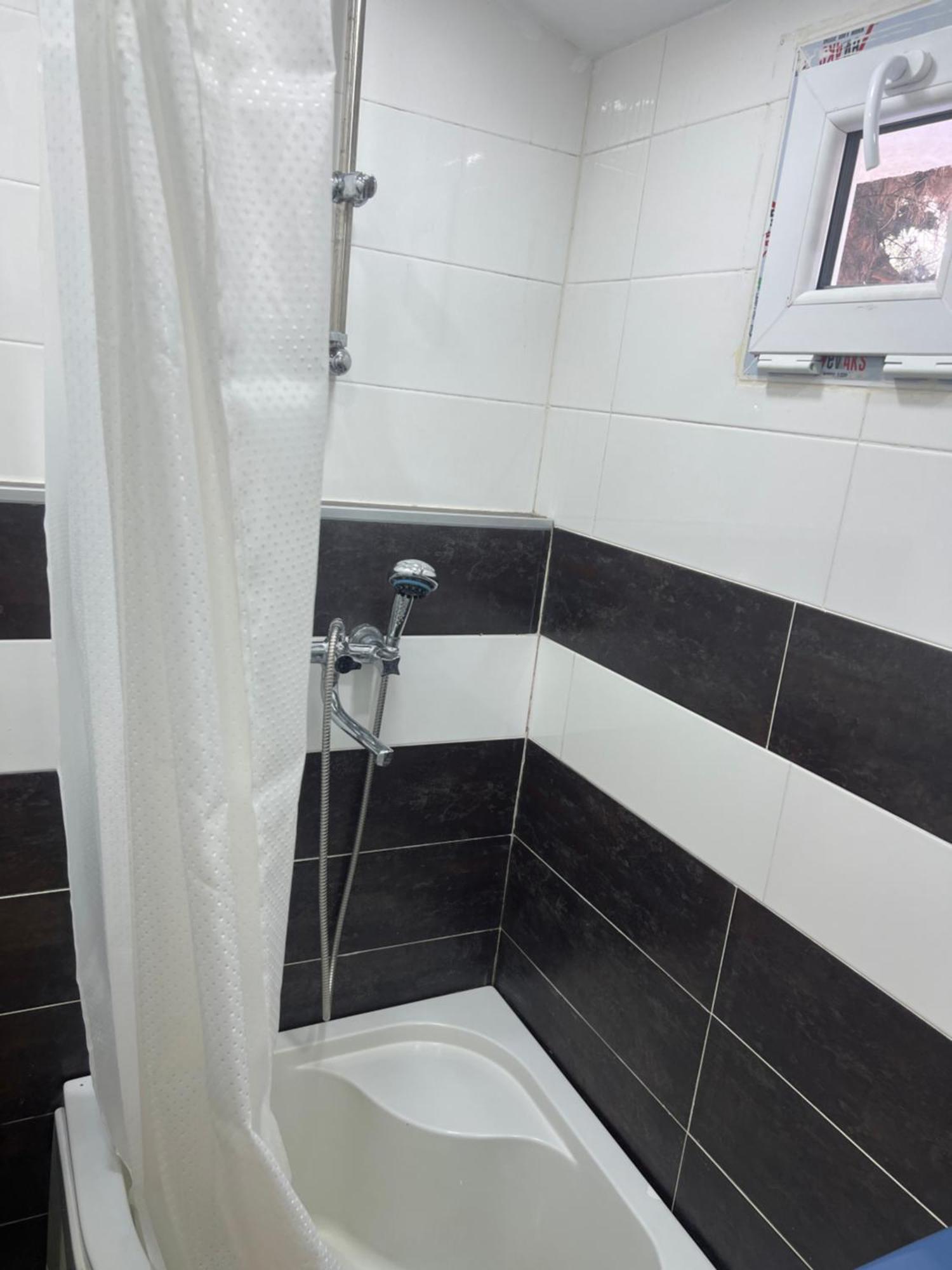 Monika Apartment Тбилиси Екстериор снимка